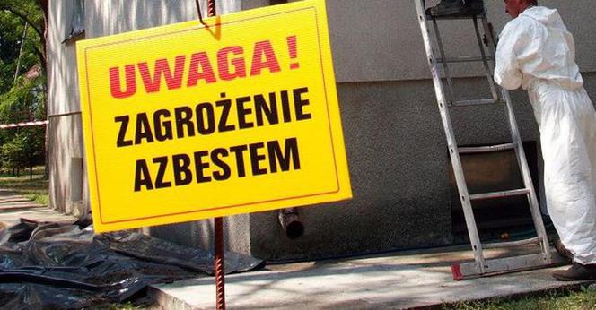 Zdjęcie: Uwaga! Zagrożenie azbestem.