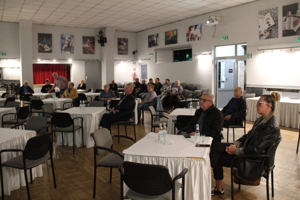 Zdjęcie ze spotkania Wójta Gminy z mieszkańcami - Ornontowice, 8 października 2025 roku.